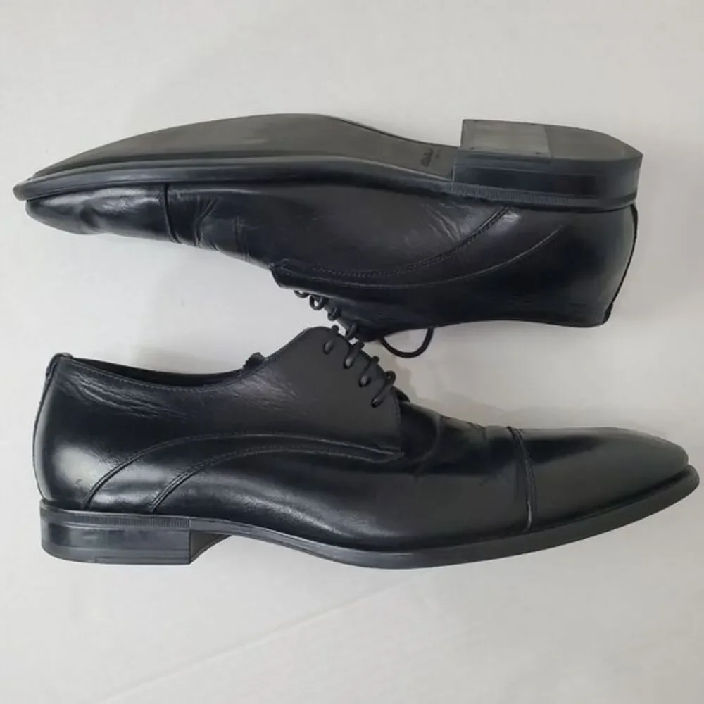 Aquatalia Mens Timeless Classic Professional Abe Derby 10.5 Black Leather Italy